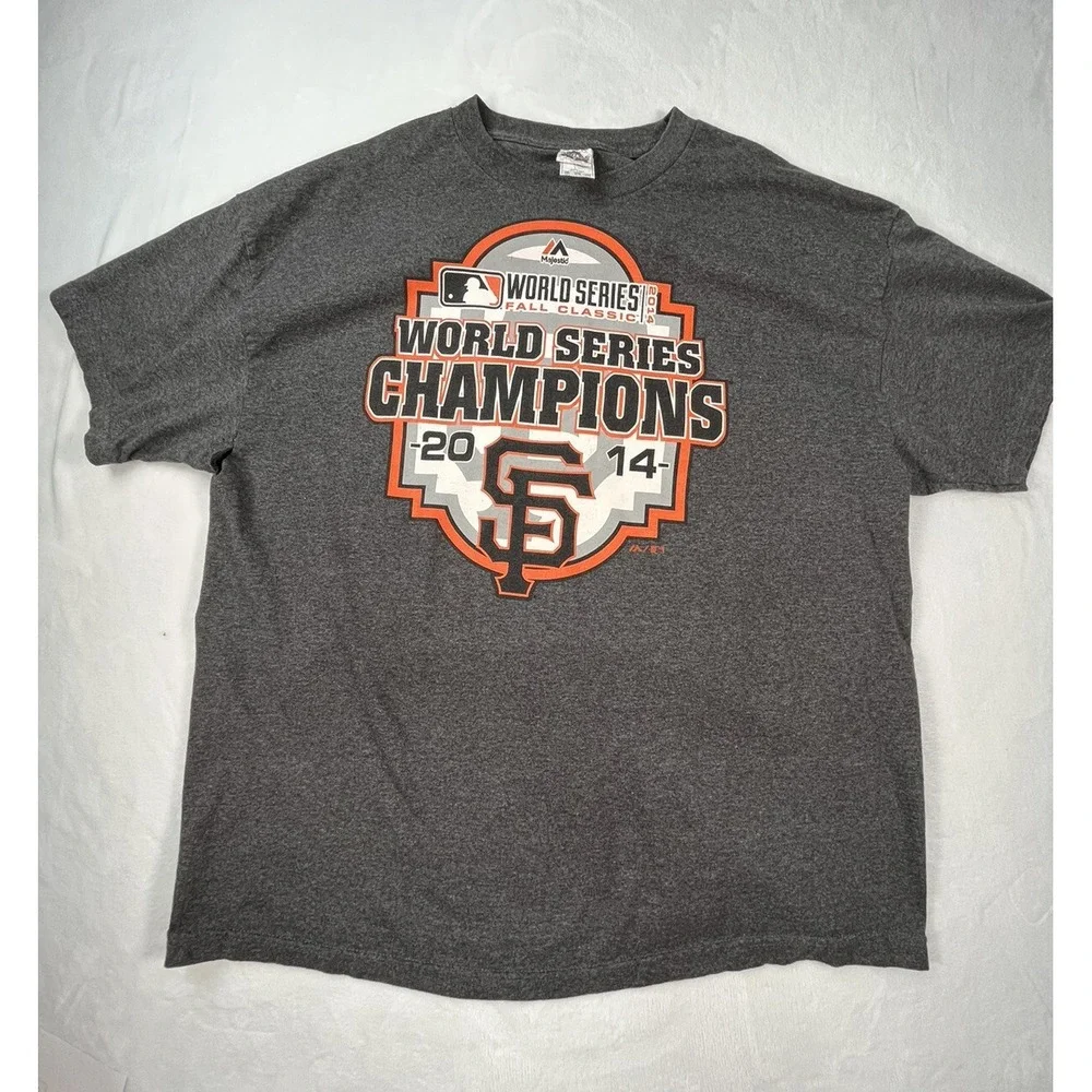 San Francisco Giants Mens 2XL Shirt 2014 World Series Champions Dark Gray *Flaw*